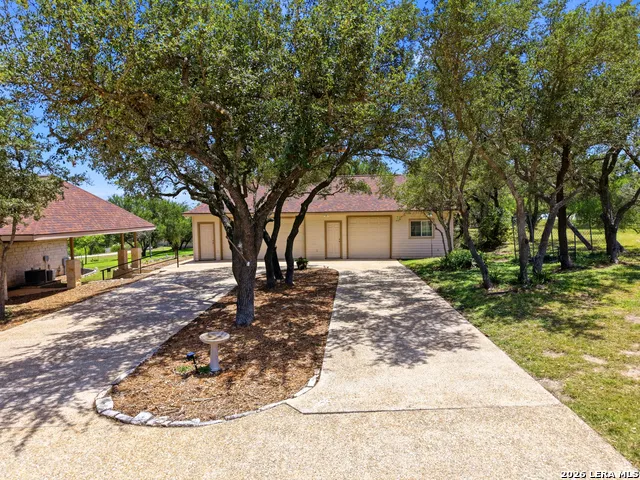 186 SCOUT LN Spring Branch, TX 78070