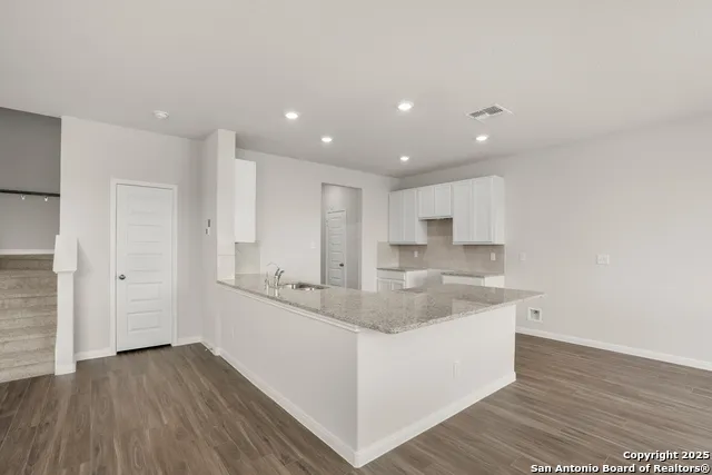13632 Helton Pass St Hedwig, TX 78152