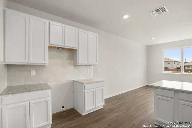 13632 Helton Pass St Hedwig, TX 78152