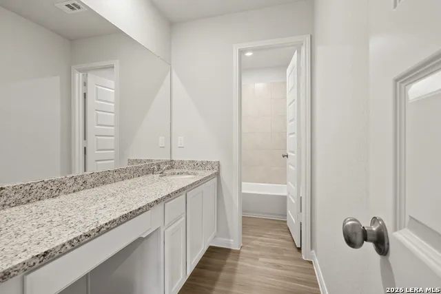 13631 Helton Pass St Hedwig, TX 78152