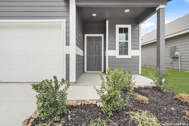 13631 Helton Pass St Hedwig, TX 78152
