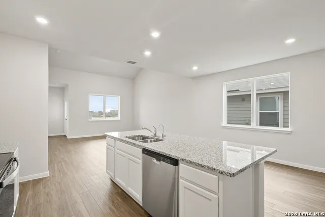 13631 Helton Pass St Hedwig, TX 78152