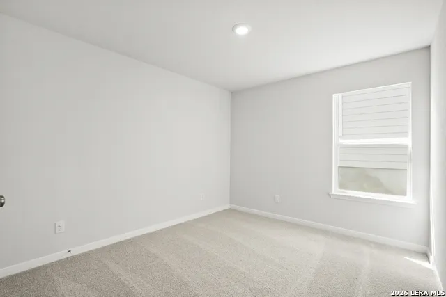 8547 Catnip Pass Elmendorf, TX 78112