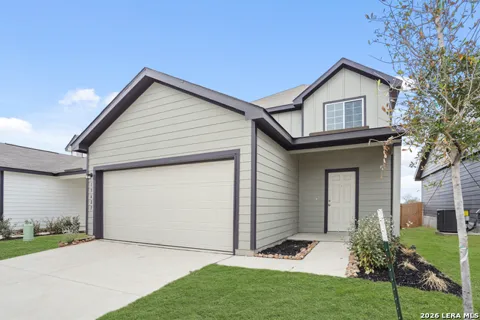 13627 Helton Pass