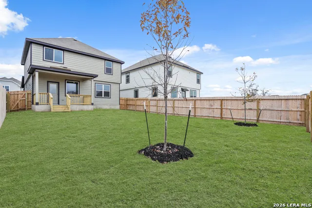 13627 Helton Pass St Hedwig, TX 78152