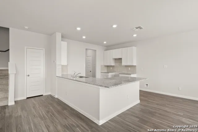 13620 Helton Pass St Hedwig, TX 78152