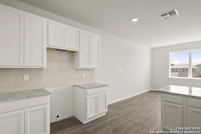 13620 Helton Pass St Hedwig, TX 78152