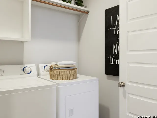 8534 Catnip Pass Elmendorf, TX 78112