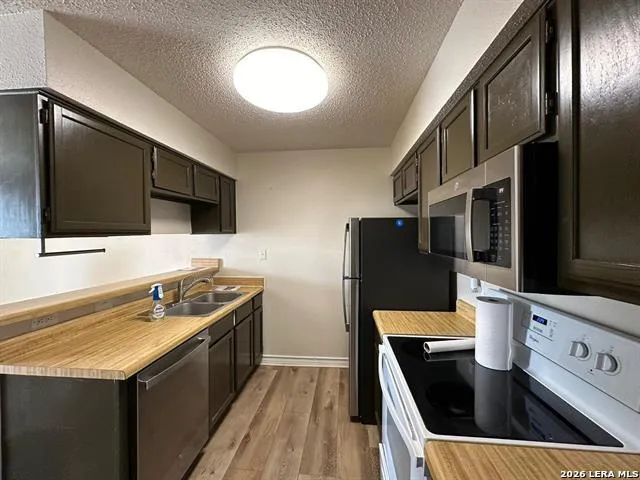 4949 Hamilton Wolfe Rd #8201 San Antonio, TX 78229