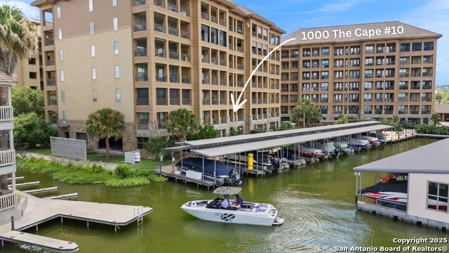 1000 The Cape #10 Horseshoe Bay, TX 78657