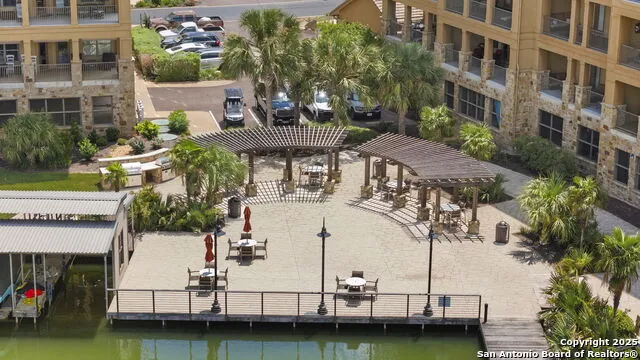 1000 The Cape #10 Horseshoe Bay, TX 78657