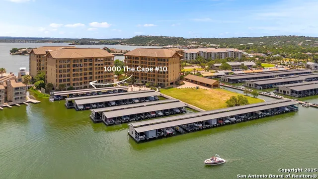 1000 The Cape #10 Horseshoe Bay, TX 78657
