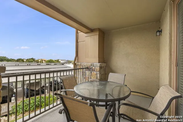 1000 The Cape #10 Horseshoe Bay, TX 78657