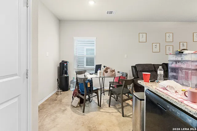 8635 KEY WINDY WAY Converse, TX 78109