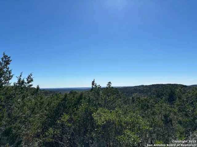 13845 WALNUT RIDGE Helotes, TX 78023