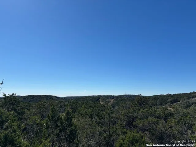 13845 WALNUT RIDGE Helotes, TX 78023