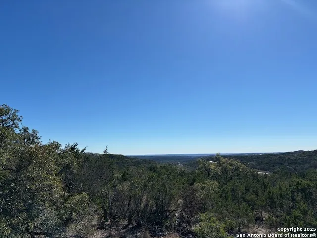 13845 WALNUT RIDGE Helotes, TX 78023