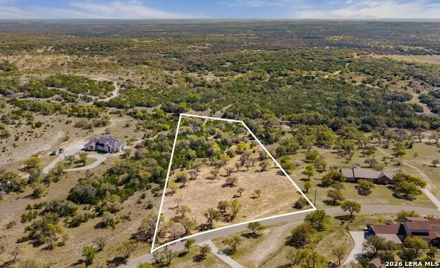 19 STONE RIDGE MOUNTAIN DR Round Mountain, TX 78663