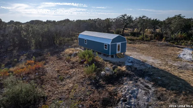 10581 W Ranch Road 337 Camp Wood, TX 78833