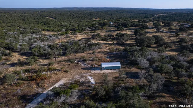 10581 W Ranch Road 337 Camp Wood, TX 78833
