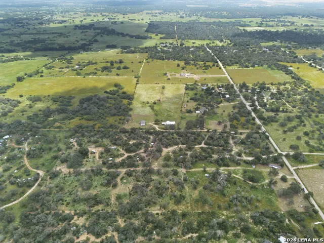 650 Patton Rd Somerset, TX 78069