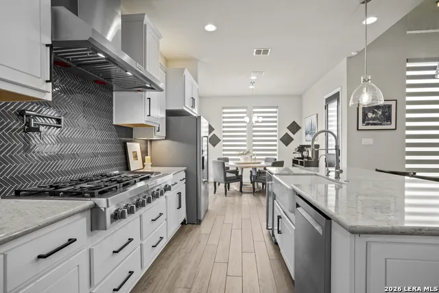 226 Vizcaya Boerne, TX 78006