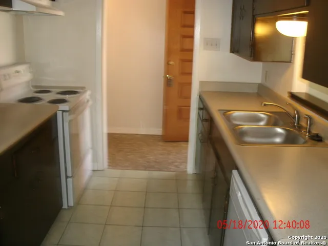 409 E WRIGHT BLVD Universal City, TX 78148