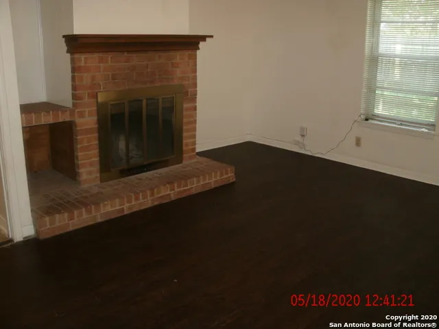 409 E WRIGHT BLVD Universal City, TX 78148