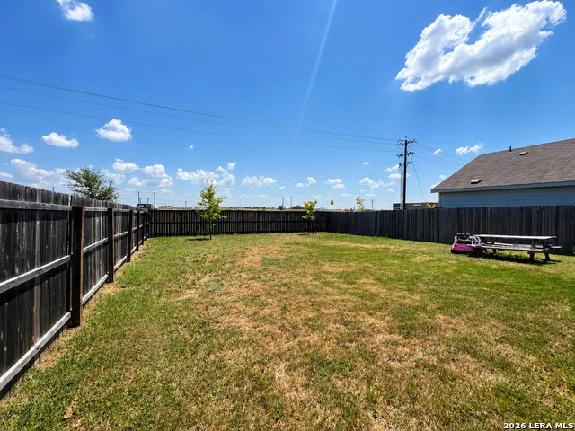 3809 Far Horizon Seguin, TX 78155