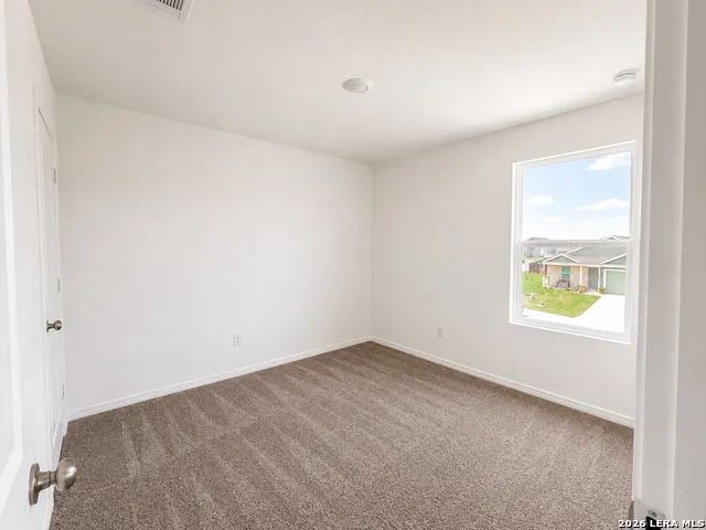 3809 Far Horizon Seguin, TX 78155