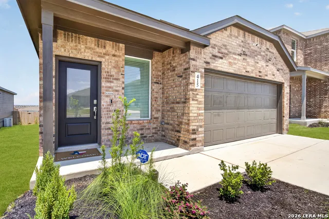 415 KAYDEN CT Marion, TX 78124