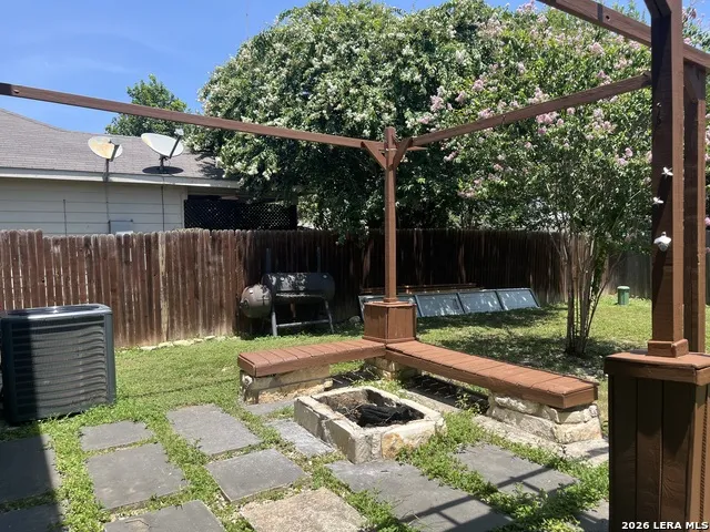 8426 Silver Brush San Antonio, TX 78254