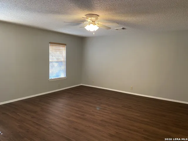 10811 Redbush Park San Antonio, TX 78249