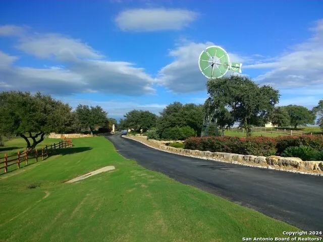 101 E ELI CHANDLER Blanco, TX 78606