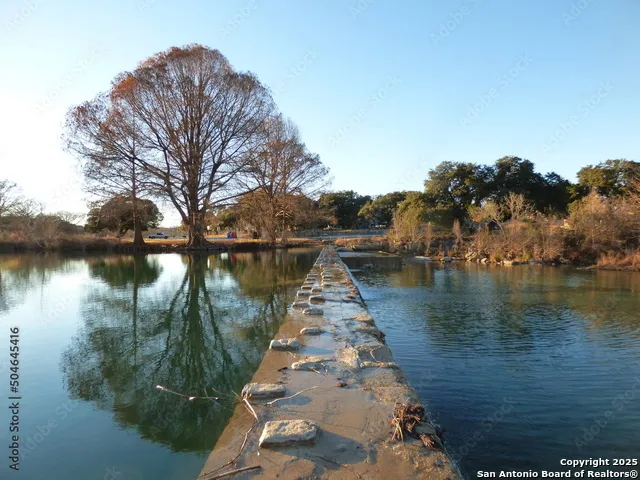 101 E ELI CHANDLER Blanco, TX 78606