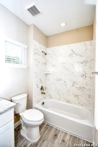 6214 OAKLAND RDG Unit 101 San Antonio, TX 78238