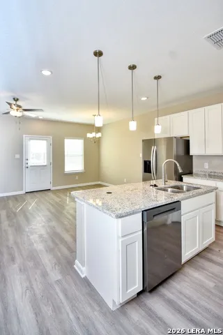 6214 OAKLAND RDG Unit 101 San Antonio, TX 78238