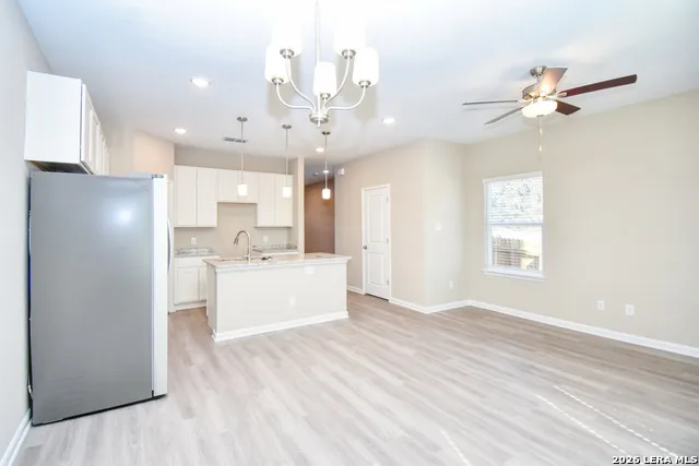 6214 OAKLAND RDG Unit 101 San Antonio, TX 78238