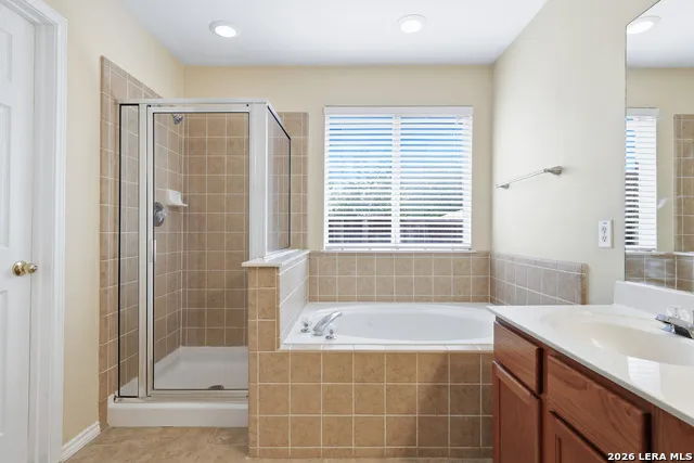 9324 Cedar Point Helotes, TX 78023