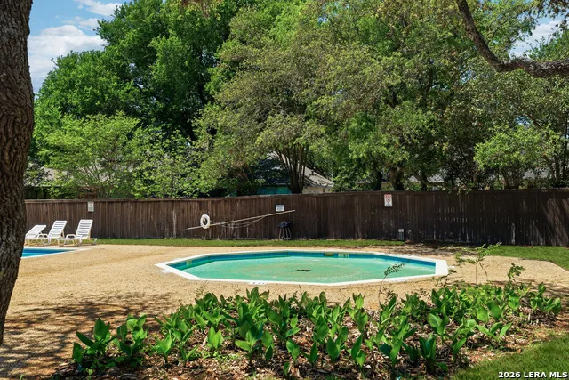 9324 Cedar Point Helotes, TX 78023