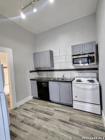 3430 S Flores Unit 1B