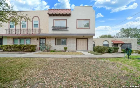 10958 Crown Park