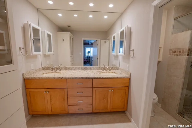113 Dawn Unit UNIT B Horseshoe Bay, TX 78657