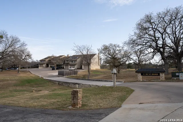 113 Dawn Unit UNIT B Horseshoe Bay, TX 78657