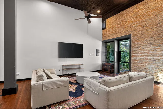 612 High Unit 1 Comfort, TX 78013