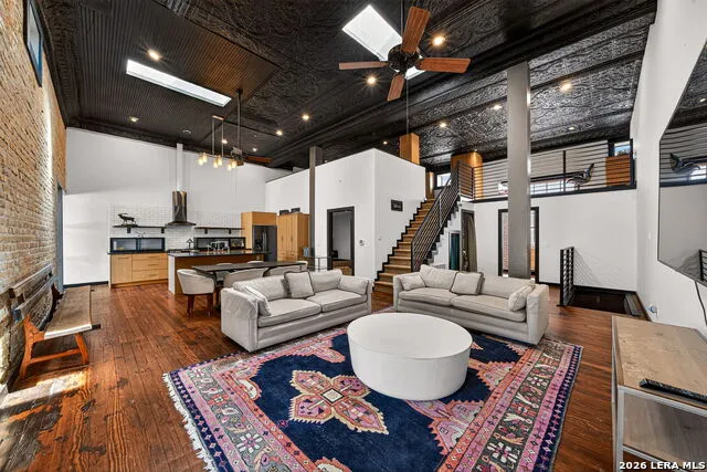 612 High Unit 1 Comfort, TX 78013