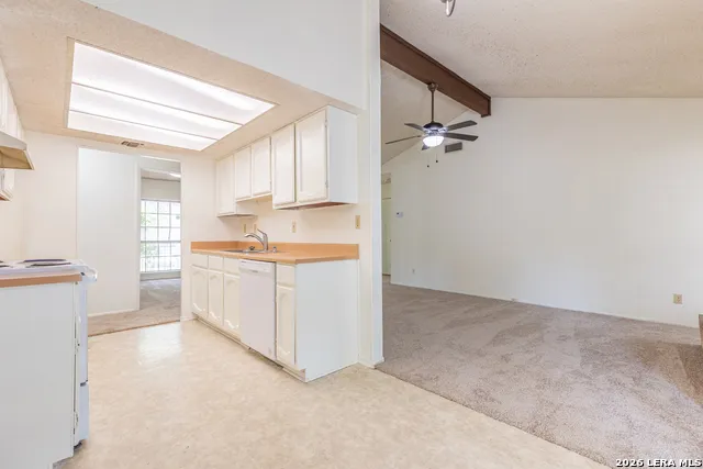 8127 BABE RUTH ST San Antonio, TX 78240
