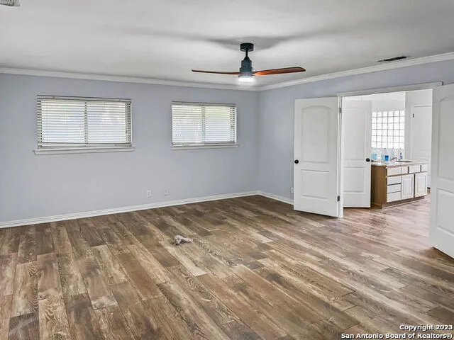 521 PASEO CANADA ST Hollywood Park, TX 78232