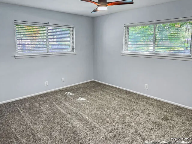 521 PASEO CANADA ST Hollywood Park, TX 78232