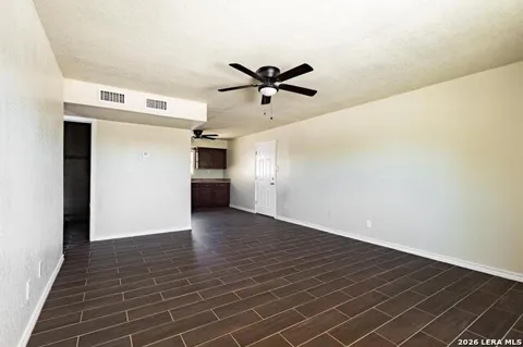 1385 RIVERA DR Unit 1
